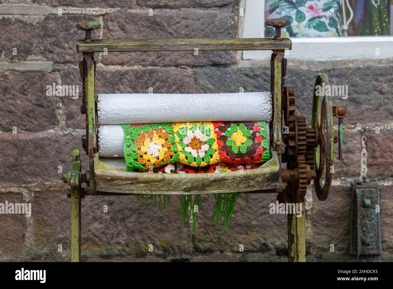 Cromford Mill, il primo filatoio di cotone alimentato ad acqua al mondo, sviluppato da Richard Arkwright, Cromford, Derbyshire, Inghilterra, Regno Unito Foto Stock