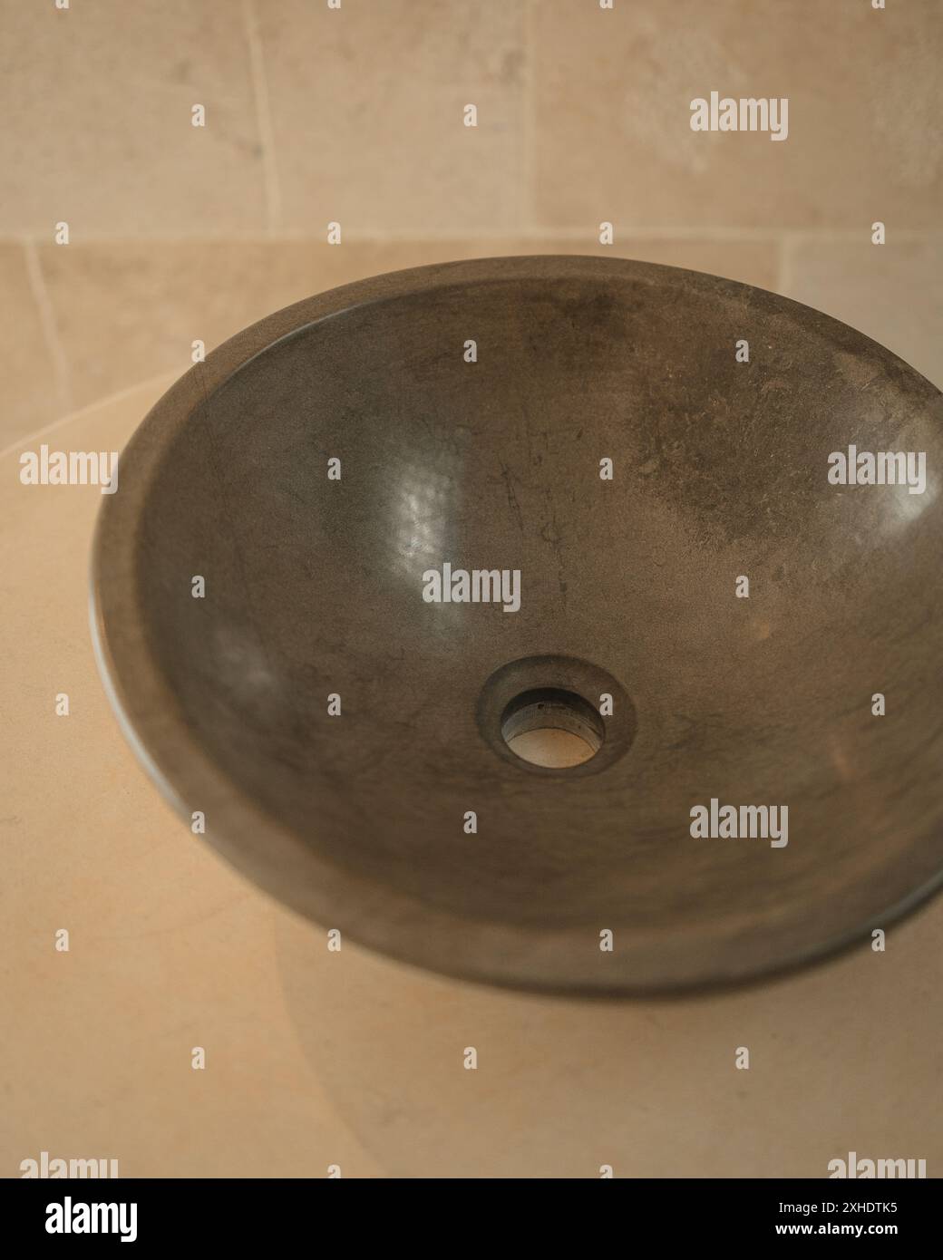 Splendida scultura in marmo nello Showroom Foto Stock