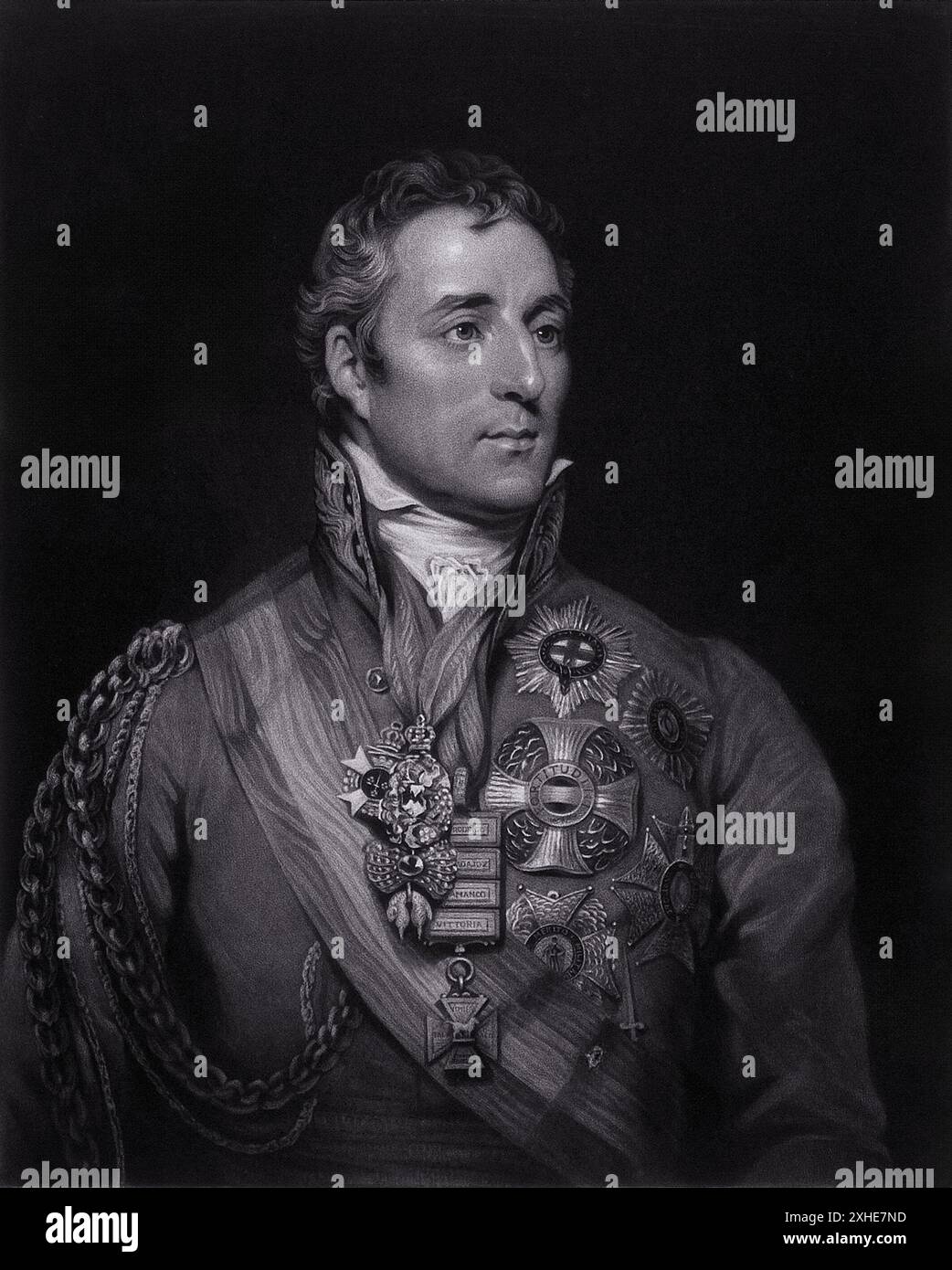 Un ritratto in bianco e nero di Arthur Wellesley, primo duca di Wellington. Il ritratto è di profilo, e il duca indossa un'uniforme militare con numerose medaglie e decorazioni. Sta guardando di lato, con un'espressione seria sul suo volto. Il ritratto fu creato da W. Say nel 1814, dopo un dipinto di Thomas Phillips. Foto Stock