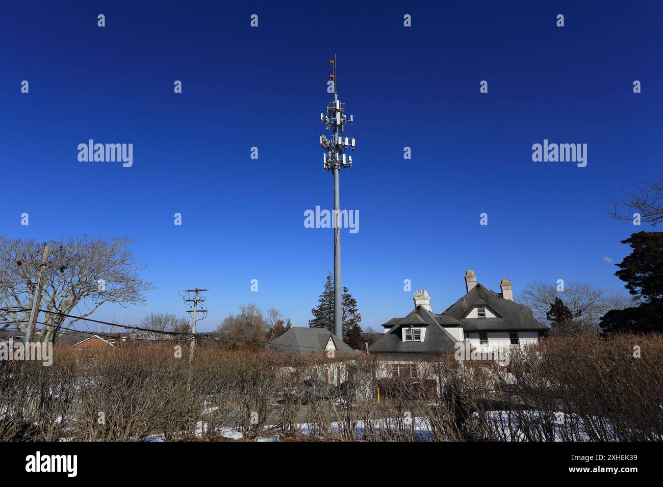 Torre di telefonia, Southampton, Long Island, New York Foto Stock