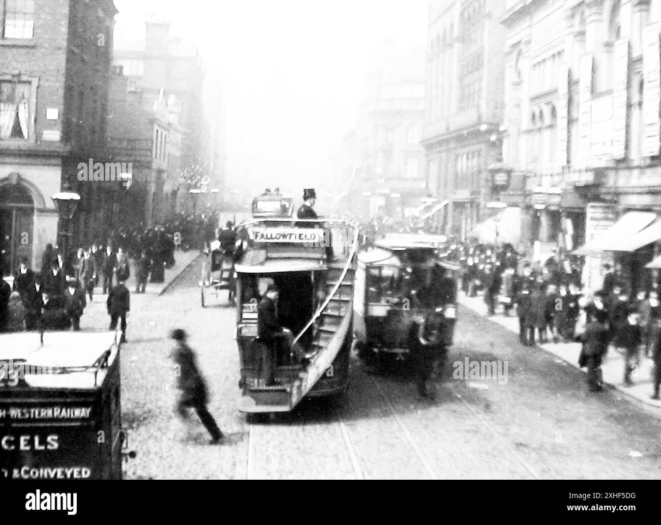 Oxford Street Manchester con tram a cavallo, periodo vittoriano Foto Stock