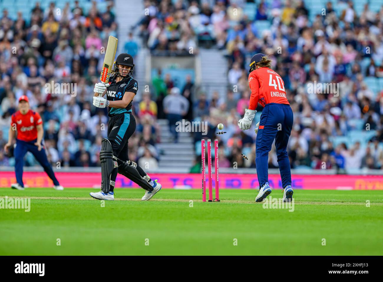 LONDRA, REGNO UNITO. 13 luglio, 24. Durante l'England Women vs New Zealand Vitality T20 International Series al Kia Oval Cricket Ground sabato 13 luglio 2024 a LONDRA, INGHILTERRA. Crediti: Taka Wu/Alamy Live News Foto Stock