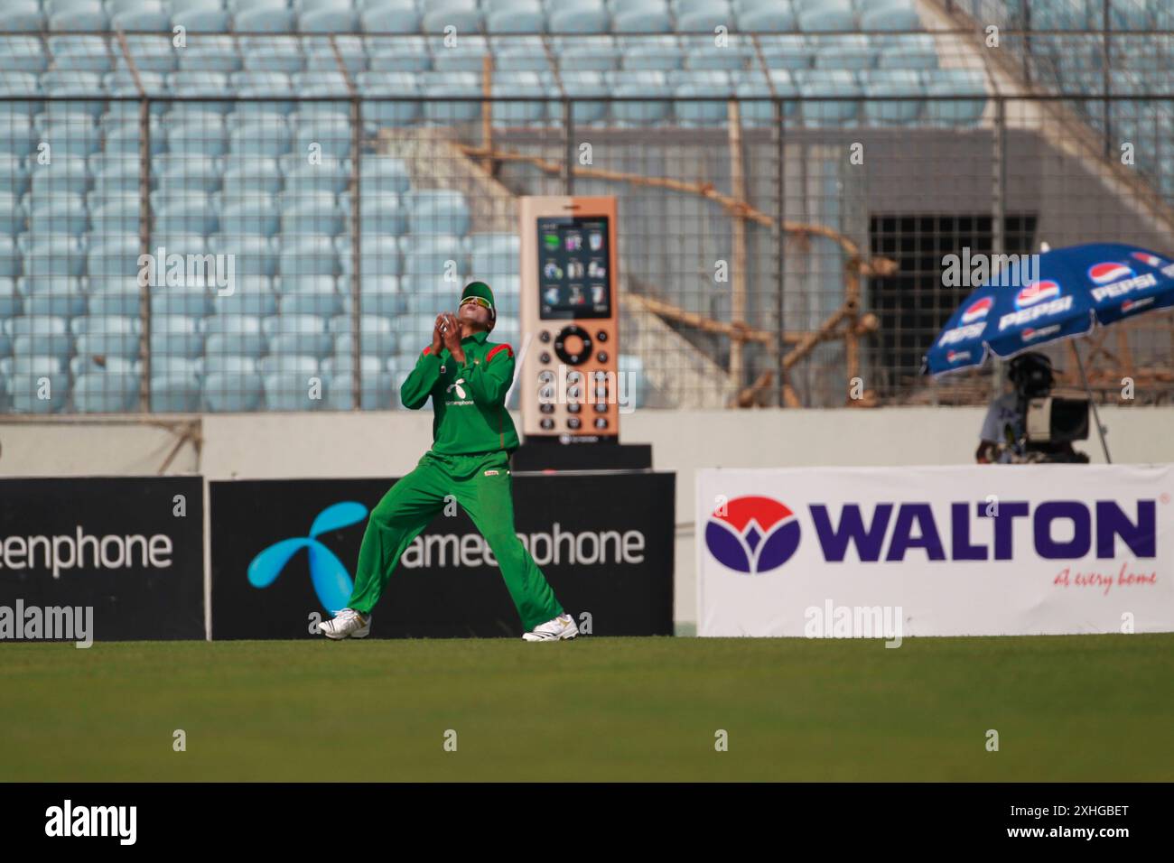 Bangladesh-Zimbabwe First One Day Inter National (ODI) Match of Five Match Series allo Sher-e-Bangla National Cricket Stadium di Mirpur, Dhaka, Banglade Foto Stock