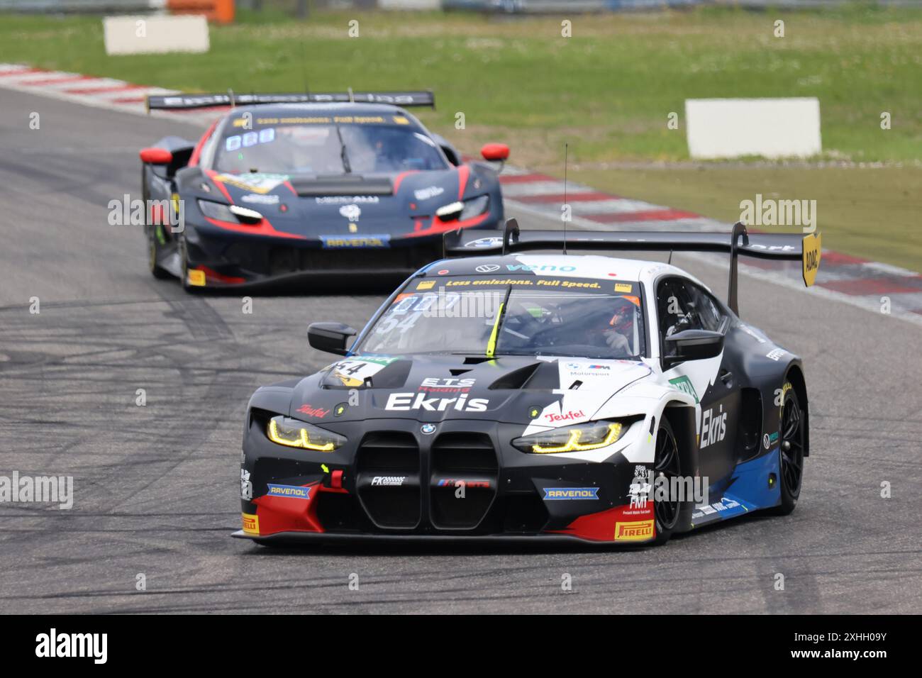 Leon Koehler (DEU) / Maxime Oosten (NDL), #54, BMW M4 GT3, Team: FK Performance (DEU), Motorsport, ADAC GT Masters, Nuerburgring, Rennen 5, Samstag, 13.07.2024 foto: Eibner-Pressefoto/Juergen Augst Foto Stock