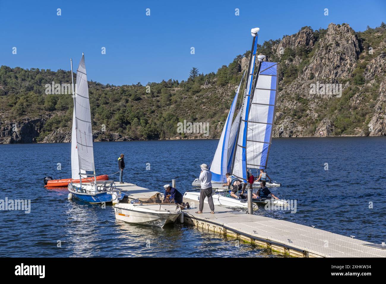 Francia, Loira, Saint Etienne, Saint Victor sur Loire, base nautica, lago di Grangent, valle della Loira Foto Stock