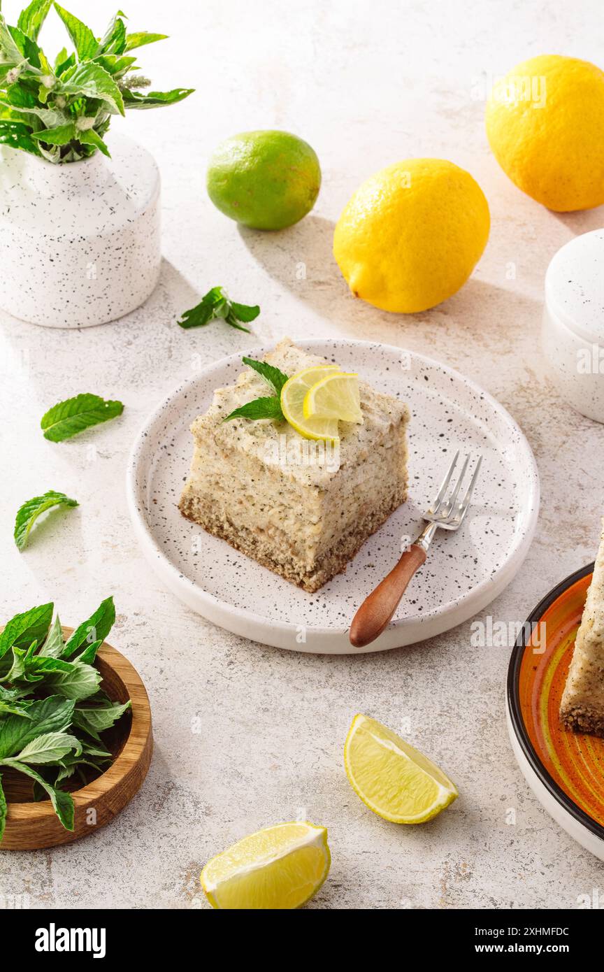 dessert vegetariano con lime e menta Foto Stock
