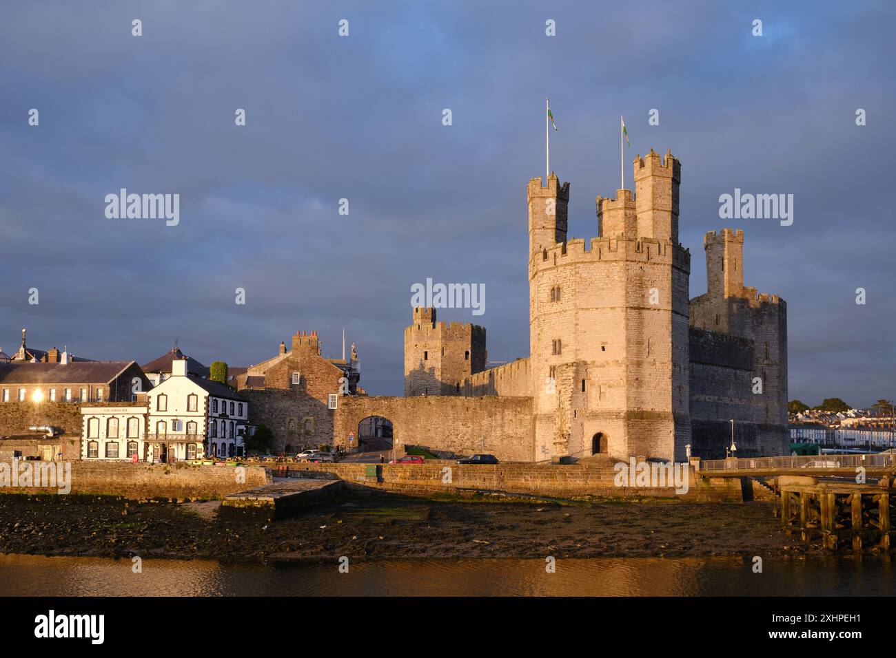 Castello di Caernarfon nel Galles del Nord, patrimonio dell'umanità Foto Stock