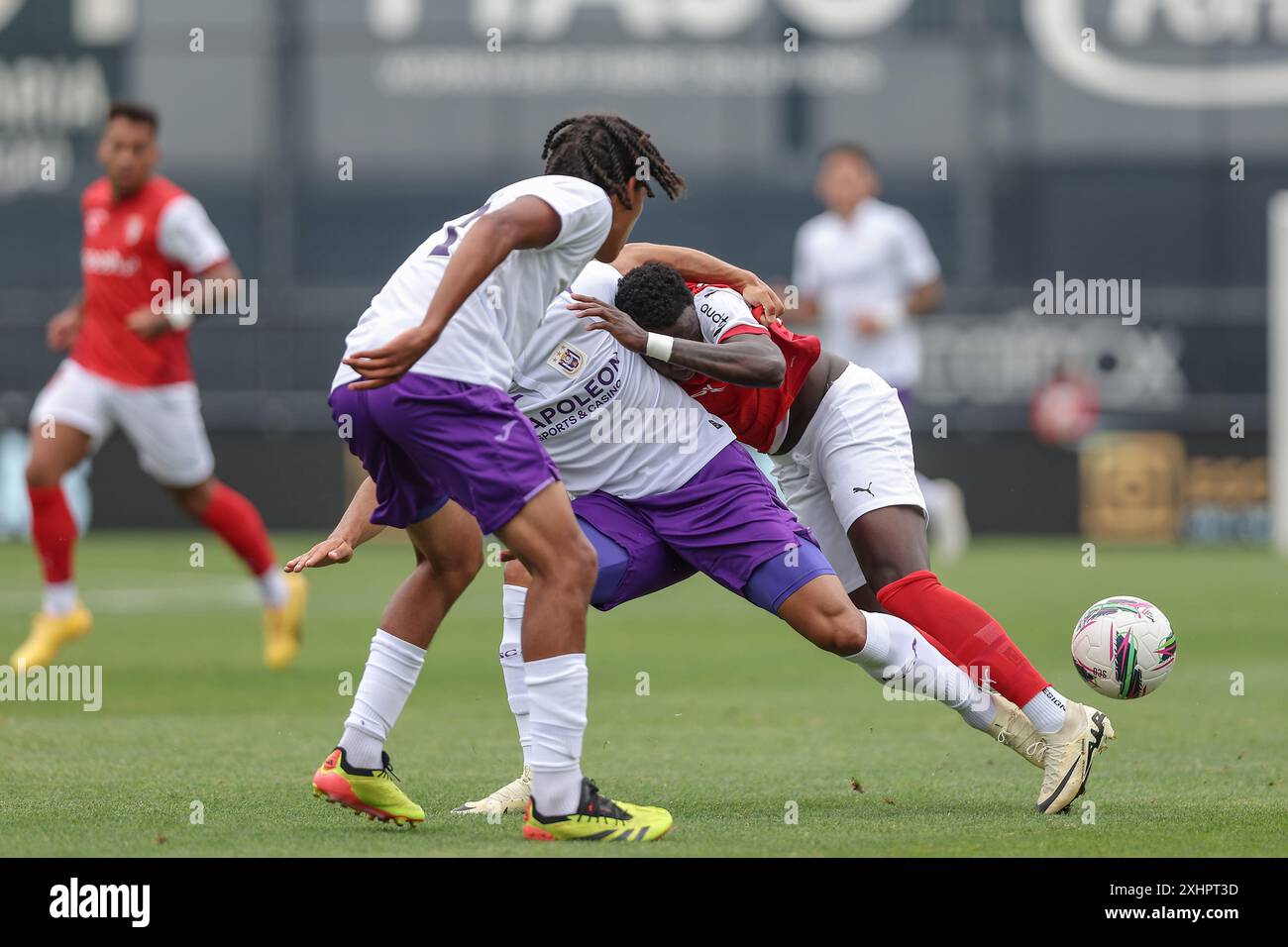 Vila Nova de Famalicão, 14/07/2024 - lo Sporting Clube de Braga ha ospitato il Royal Sporting Club Anderlecht questa mattina al Estádio Municipal de Famalicão in una partita preparatoria per la stagione 2024/25. Bruma (Miguel Pereira/Global Imagens) credito: Atlantico Press/Alamy Live News Foto Stock