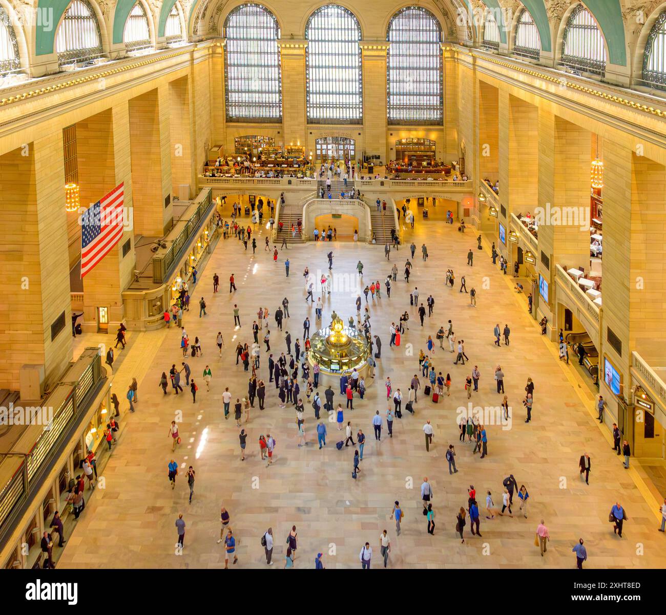 Vista dal basso sul Grand Central Terminal di New York Foto Stock