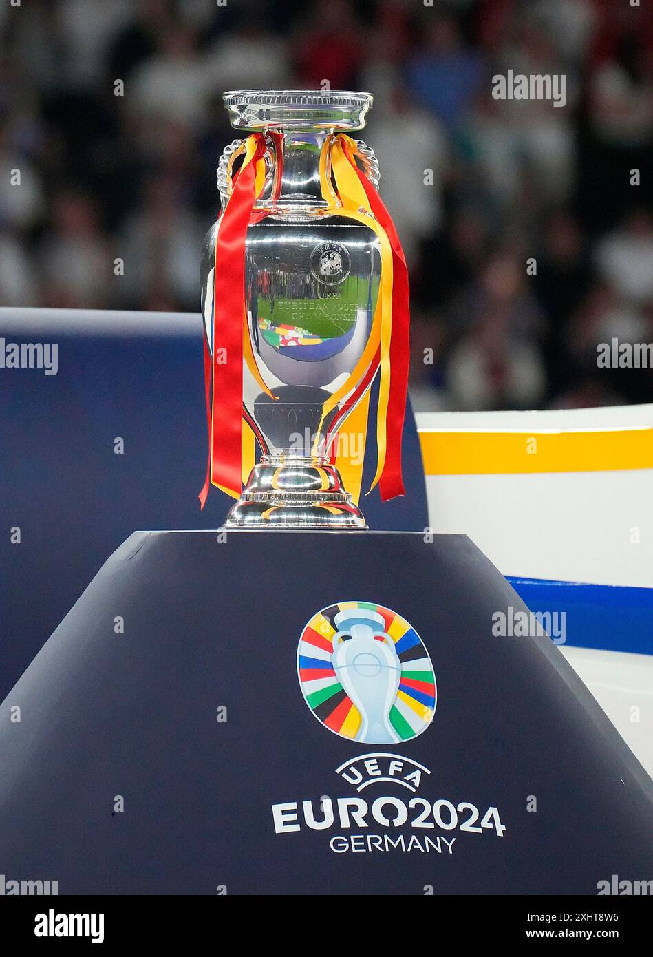 14.07.2024, Stadio Olimpico, Berlino, GER, EM UEFA 2024, finale, Spagna vs Inghilterra, nella foto l'EM Cup Foto Stock