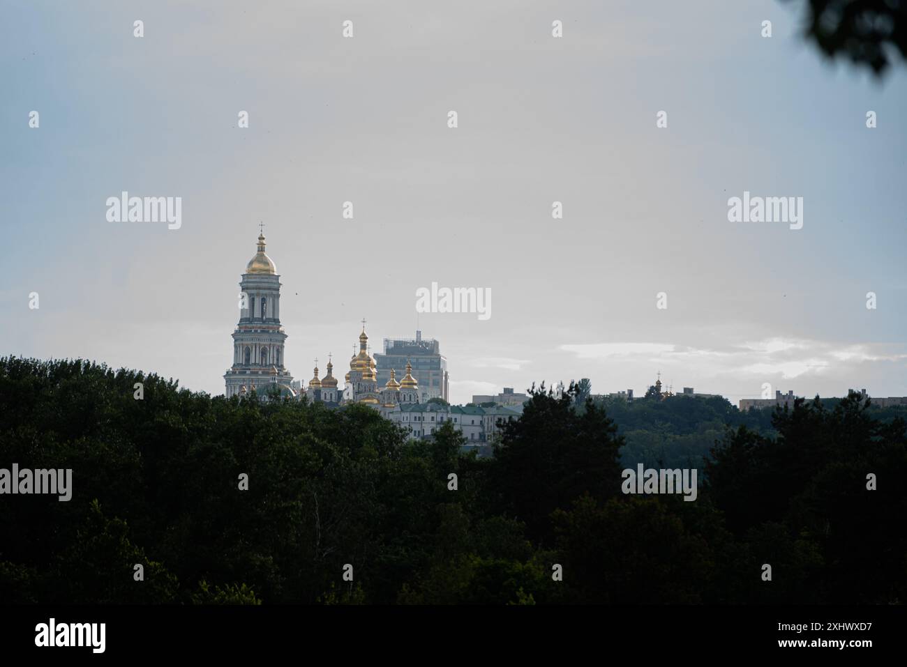 Foto della Kiev Pechersk Lavra dalla riva sinistra Foto Stock