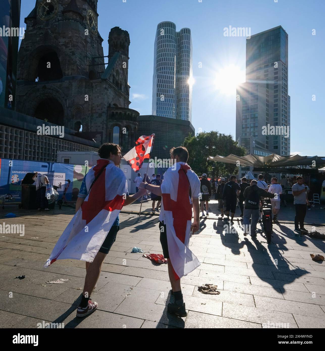 Tifosi inglesi a Berlino durante il campionato di calcio Euro 2024 Foto Stock