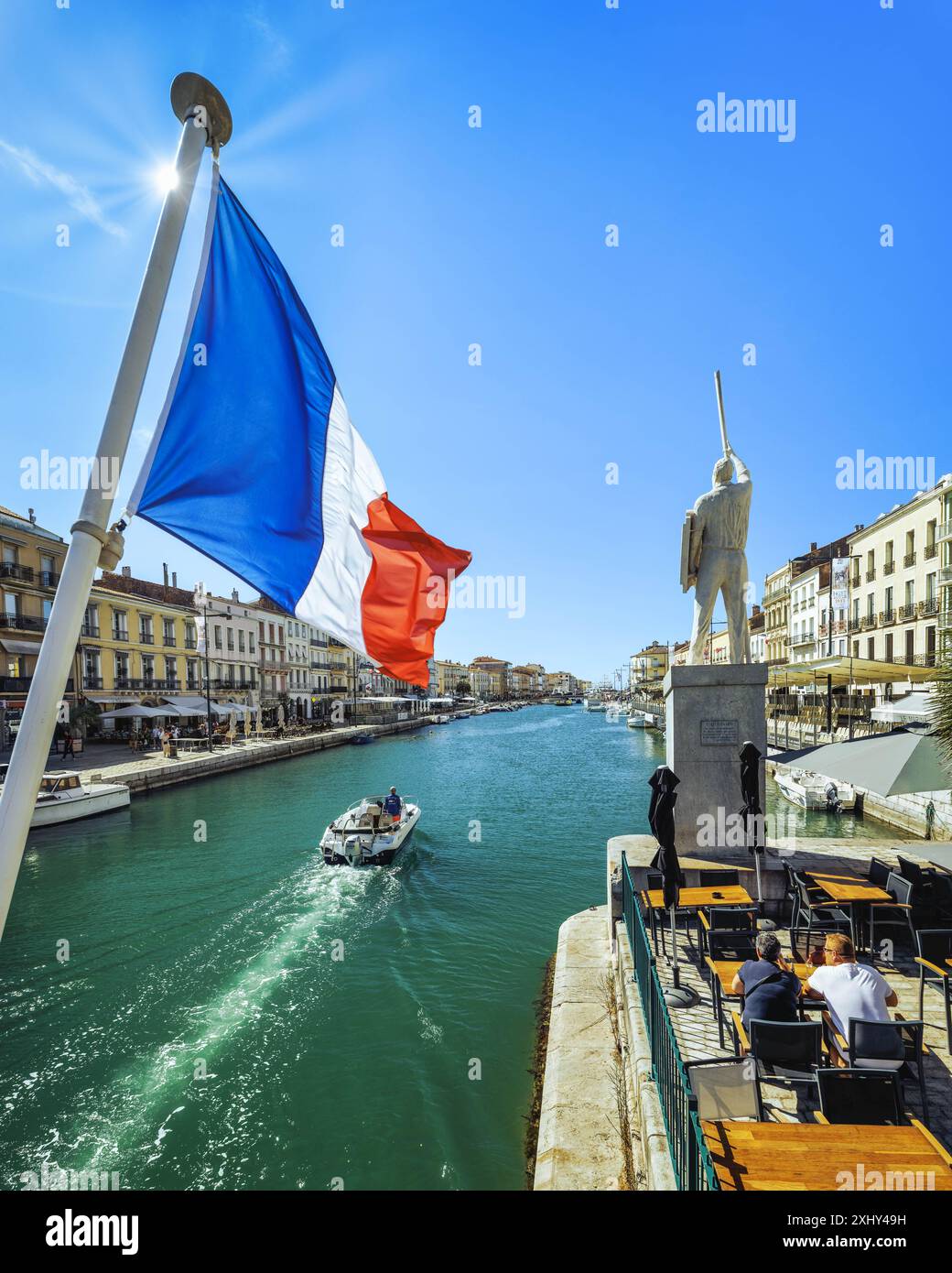 FRANCIA. OCCITANY. HERAULT (34) SETE. STATUA DI AURELIEN EVANGELISTI SUL CANALE REALE DEL CADRE Foto Stock