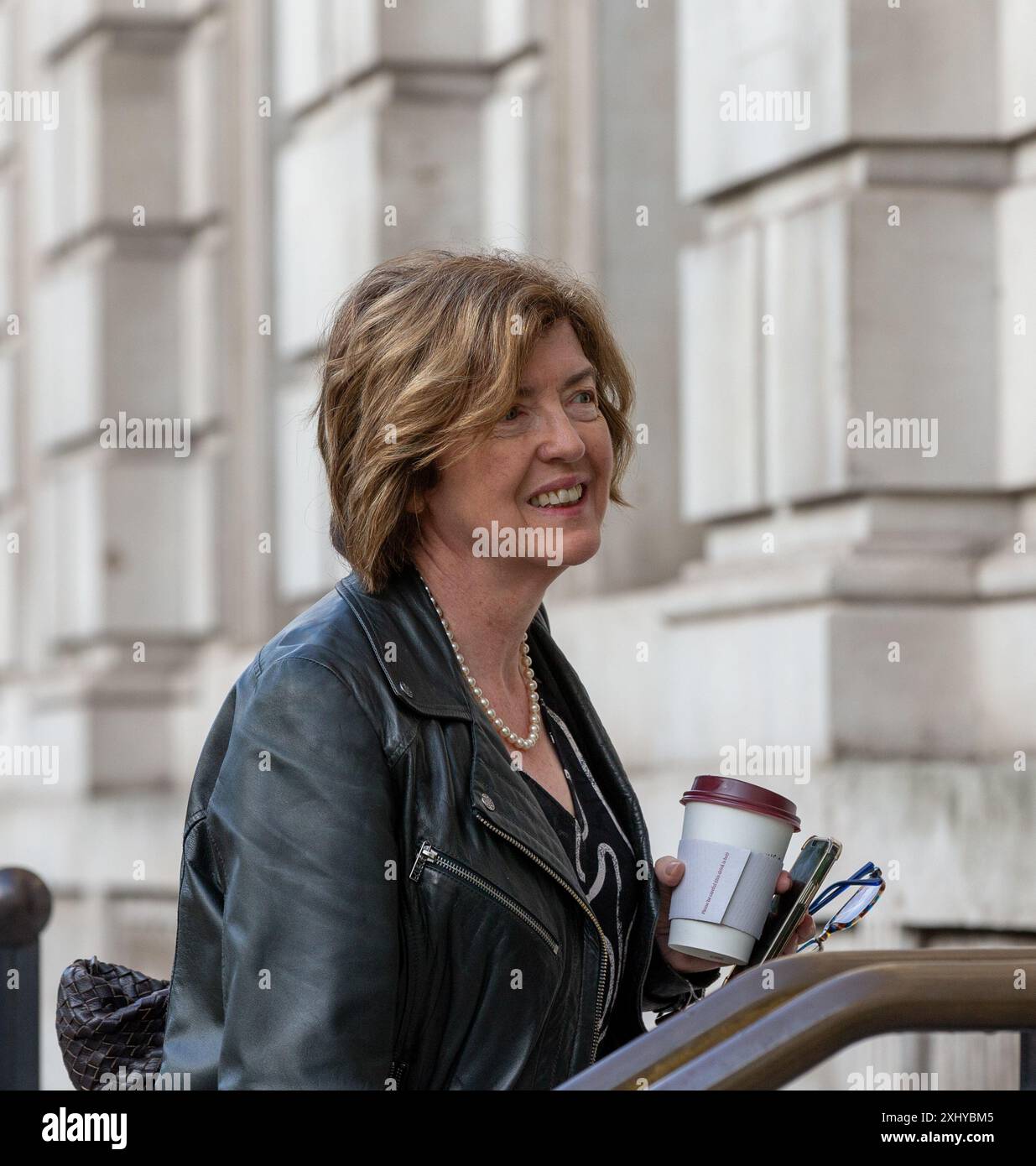 Londra, regno unito 16 luglio 2024 il primo ministro nuovo capo dello staff sue Grey arriva all'ufficio del gabinetto credito: Richard Lincoln/Alamy Live News Foto Stock