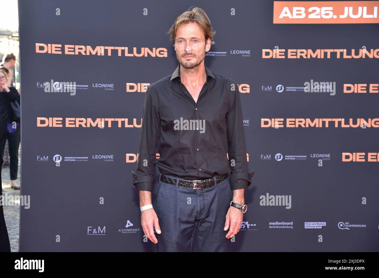 Premiere DIE ERMITTLUNG Andreas Pietschmann Ankunft, Red Carpet, Roter Teppich zur Premiere DIE ERMITTLUNG im Kino Zoo Palast a Berlino, AM 16.07.2024 *** Premiere DIE ERMITTLUNG Andreas Pietschmann Arrival, Red Carpet alla premiere di DIE ERMITTLUNG al cinema Zoo Palast di Berlino, il 16 07 2024 Photopress Mueller Foto Stock