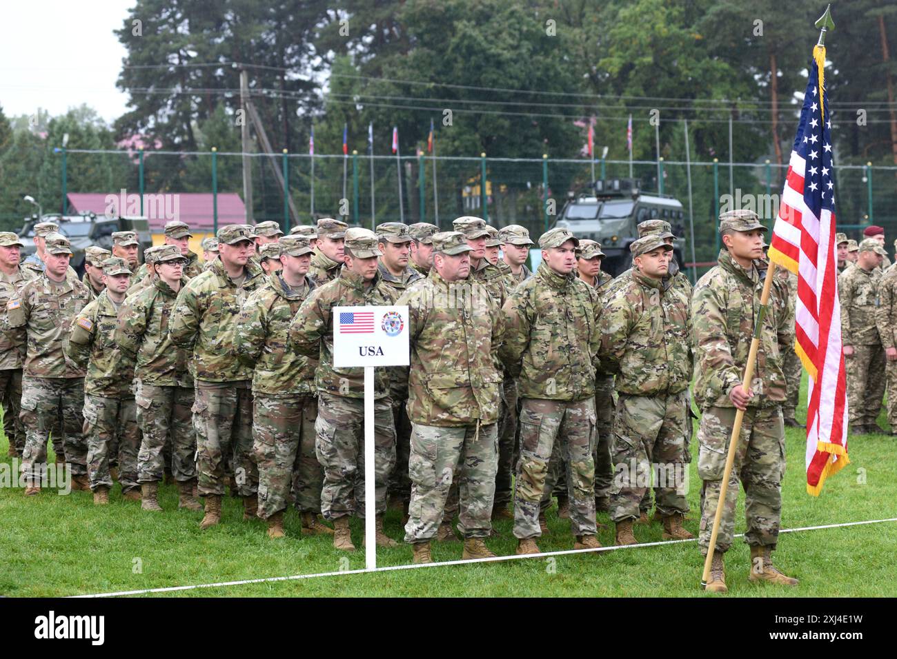 Yavoriv, Ucraina - 20 settembre 2021: I soldati STATUNITENSI prendono parte alla cerimonia di apertura delle esercitazioni militari internazionali "Rapid Trident-2021" presso la Y Foto Stock