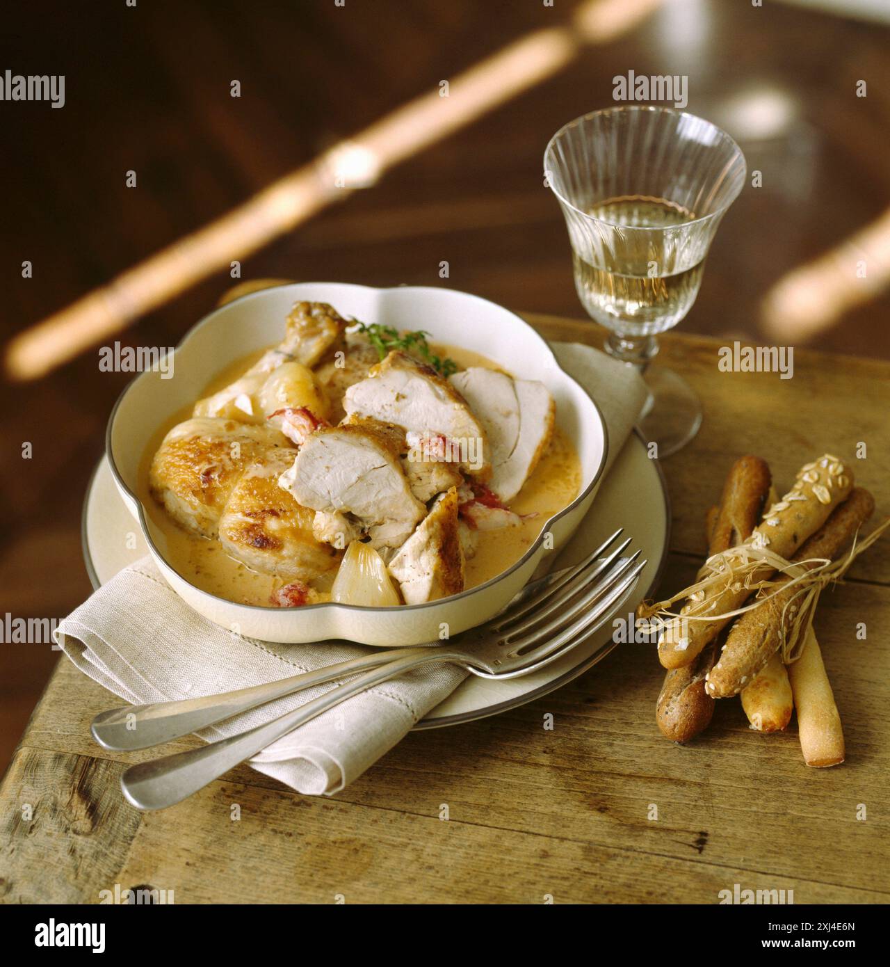 Fricassée di pollo e crostacei Foto Stock