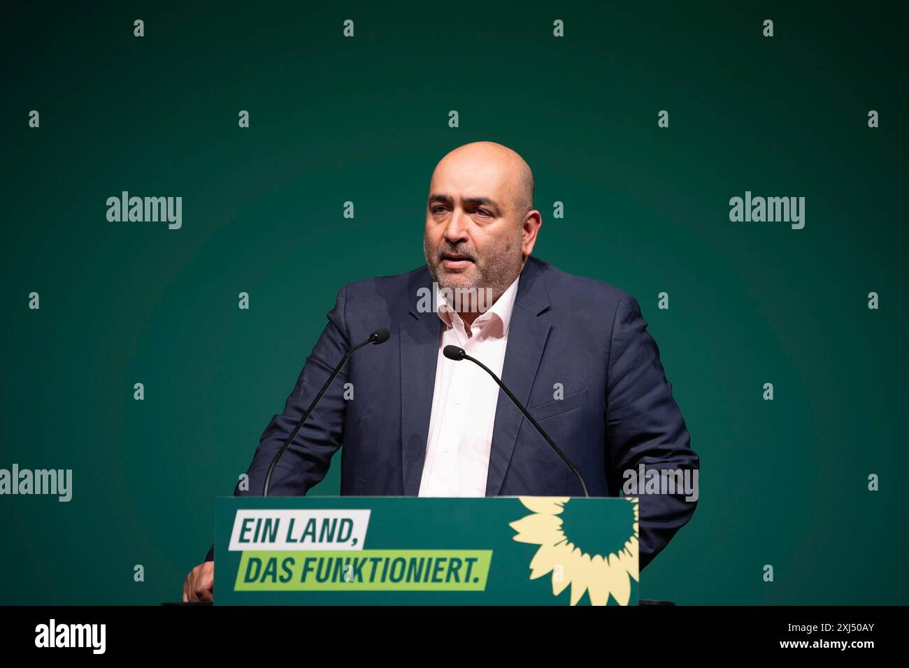 Omid Nouripour (Presidente federale di Buendnis 90/Die Gruenen) alla Conferenza dei delegati di Stato del 2024 (LDK) di Buendnis 90/Die Gruenen North Foto Stock