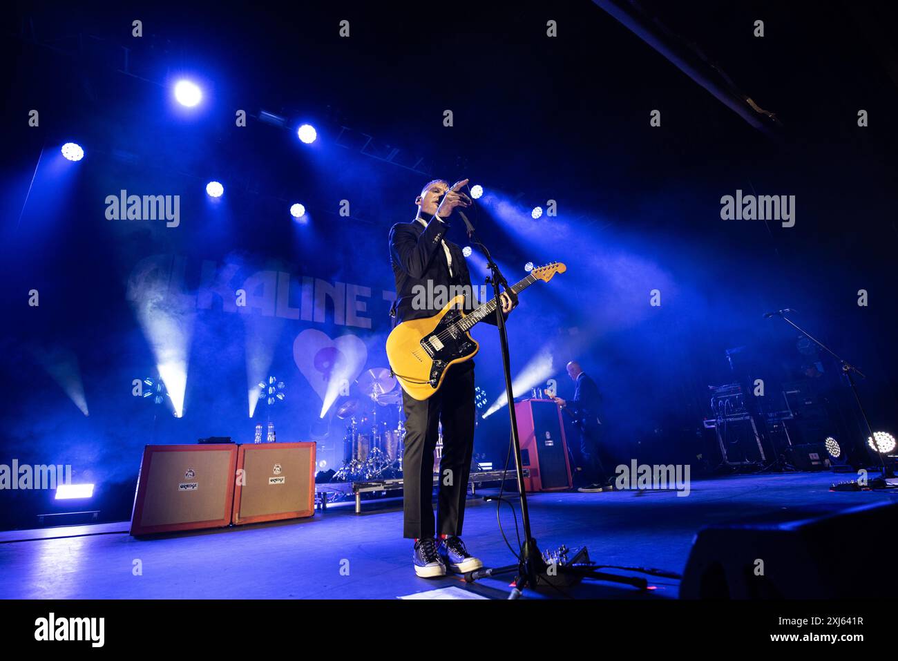 Londra, Regno Unito. 16 luglio 2024. Lo storico gruppo Pop Punk Alkaline Trio suona uno spettacolo tutto esaurito al Kentish Town Forum. Cristina Massei/Alamy Live News Foto Stock