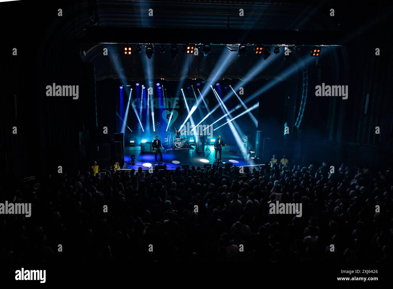 Londra, Regno Unito. 16 luglio 2024. Lo storico gruppo Pop Punk Alkaline Trio suona uno spettacolo tutto esaurito al Kentish Town Forum. Cristina Massei/Alamy Live News Foto Stock