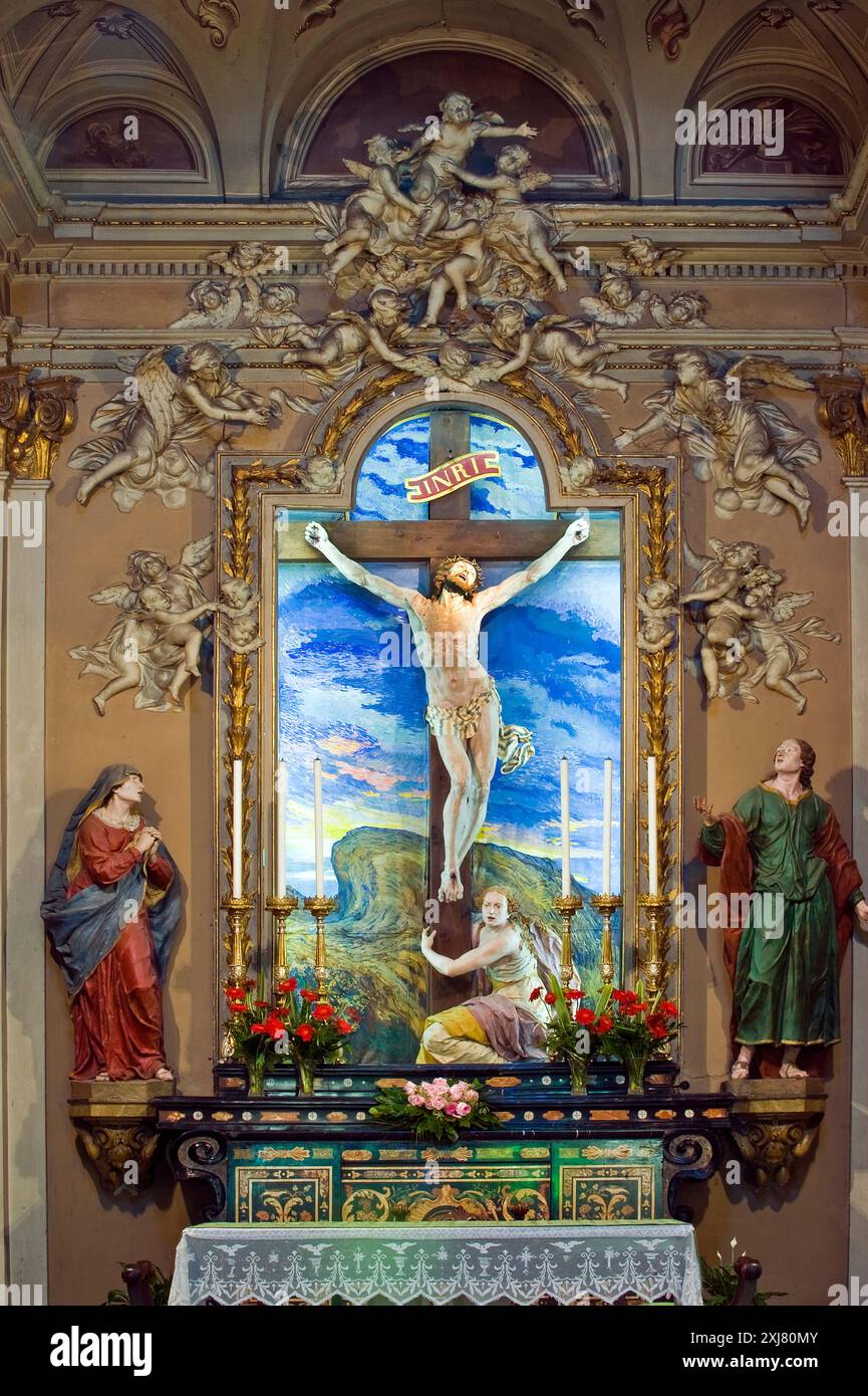 Italia Piemonte Domoossola Sacro Monte Santuario Dionigi bussola, stazione XII, Gesù muore sulla croce Foto Stock