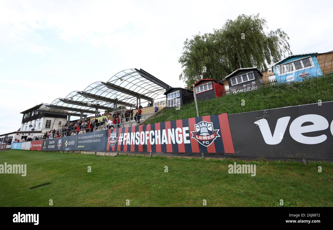 Vista generale del Dripping Pan, sede del Lewes Football Club. Foto Stock