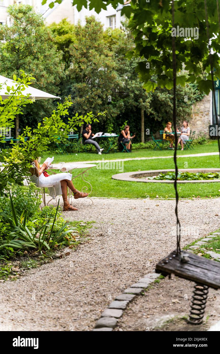 Giardino di Renoir del Musée de Montmartre (Museo di Montmartre) in rue Cortot nel 18° arrondissement di Parigi, Francia. Foto Stock