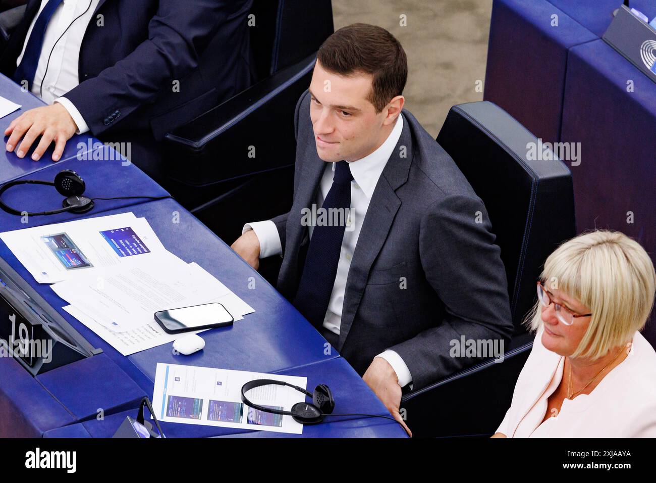 Strasburgo, Francia. 17 luglio 2024. Jordan Bardella durante la seduta plenaria del Parlamento europeo a Strasburgo, Mercoledì, 17 luglio 2024 (foto Roberto Monaldo/LaPresse) Jordan Bardella durante la sessione plenaria del parlamento europeo a Strasburgo, mercoledì 17 luglio 2024 (foto di Roberto Monaldo/LaPresse) crediti: LaPresse/Alamy Live News Foto Stock