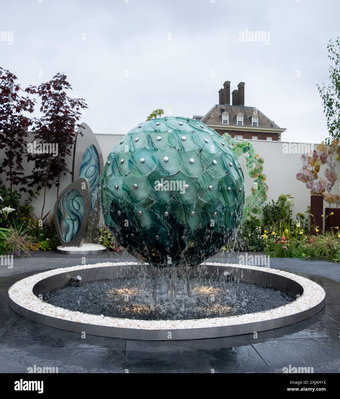 Water Fountain all'esposizione Chelsea Flower 2024 a Londra, Regno Unito. Foto Stock