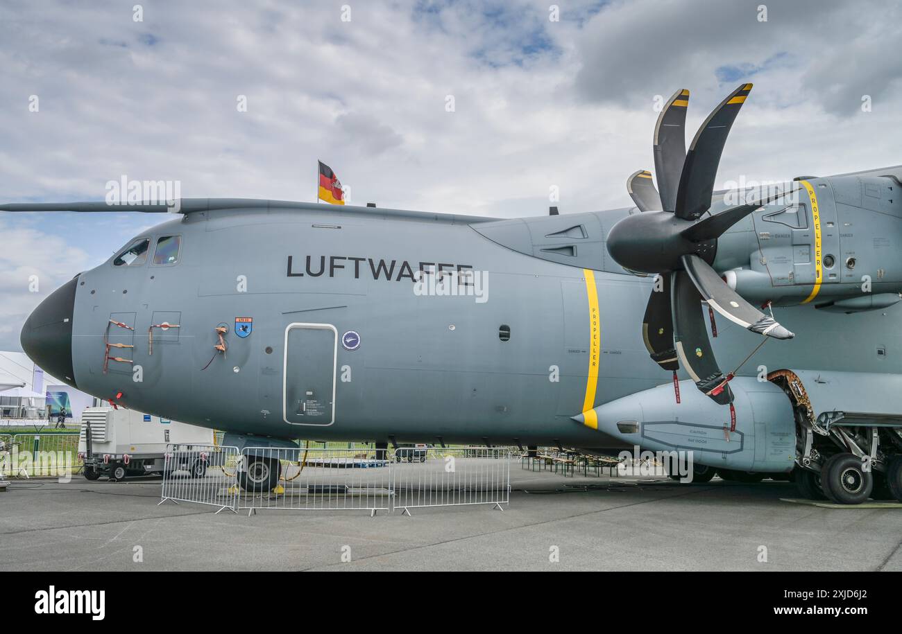 Airbus A400M, Deutsche Luftwaffe, ILA 2024, Internationale Luft- und Raumfahrtausstellung Berlin, Schönefeld, Brandeburgo, Deutschland Foto Stock