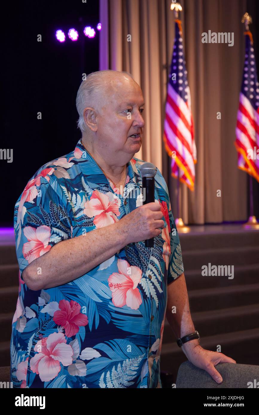 Pat Williams, il magico sognatore di Orlando, muore dalla polmonite virale a 84 anni Foto Stock
