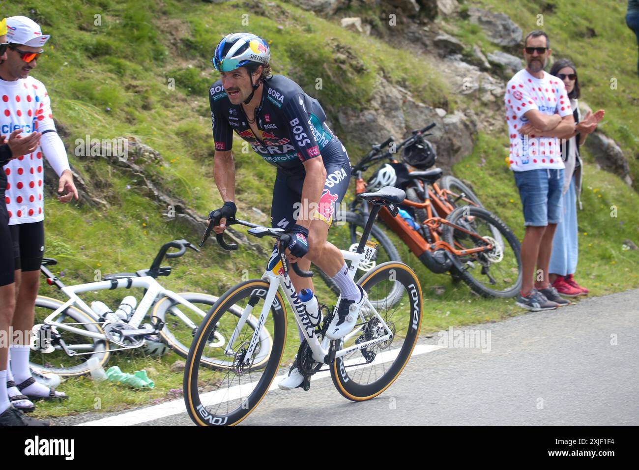 Bareges, Occitanie, Francia. 13 luglio 2024. Bareges, Francia, 13 luglio 2024: Il ciclista di Soudal Red Bull - BORA -hansgrohe, Marco Haller (83) durante la 14a tappa del Tour de France 2024 tra Pau e Saint-Lary-Soulan Pla dÂ´Adet, il 13 luglio 2024, a Bareges, Francia. (Credit Image: © Alberto Brevers/Pacific Press via ZUMA Press Wire) SOLO PER USO EDITORIALE! Non per USO commerciale! Foto Stock