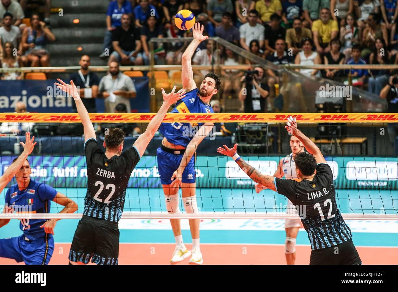 Daniele Lavia durante test match - Italia vs Argentina, test match di pallavolo a Bologna, 18 luglio 2024 Foto Stock