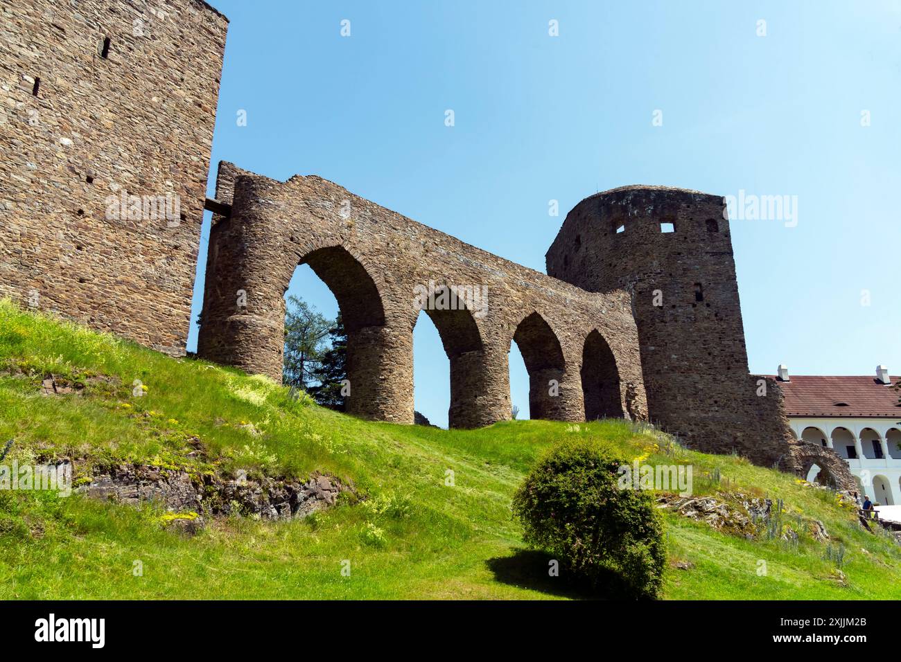 Castello di Kasperk (Hrad Kasperk), Repubblica Ceca. Il castello di Kasperk è un castello medievale situato ai piedi del Parco Nazionale di Sumava. Con la sua elevazione Foto Stock