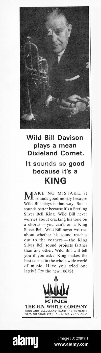 Una pubblicità per King Cornets con il grande jazz Wild Bill Davison. Da una rivista musicale della metà degli anni '1960. Foto Stock