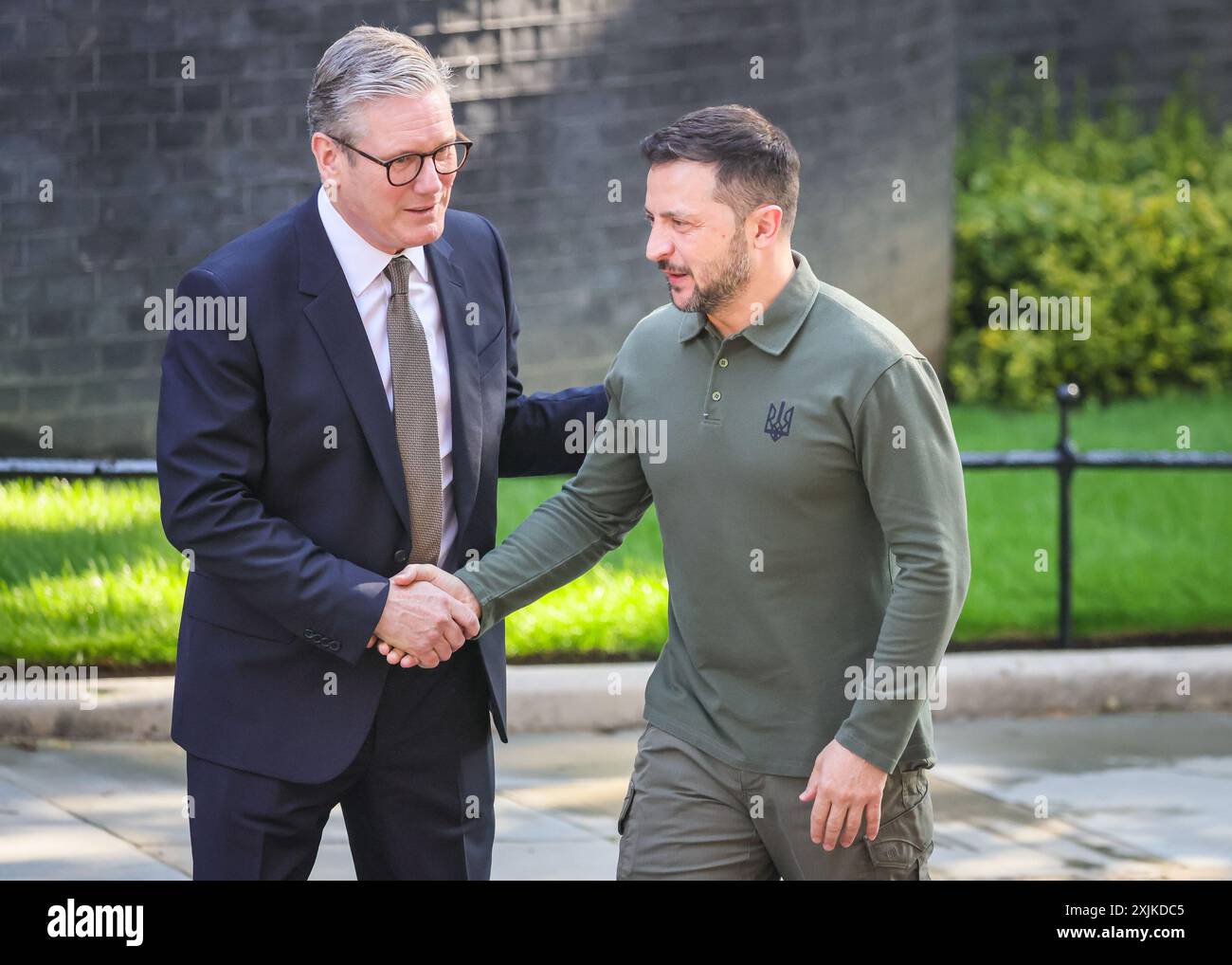 Londra, 19 luglio 2024. Sir Keir Starmer, primo Ministro del Regno Unito, dà il benvenuto oggi a Downing Street a Londra a Volodymyr Zelenskyy, Presidente dell'Ucraina. Crediti: Imageplotter/Alamy Live News Foto Stock