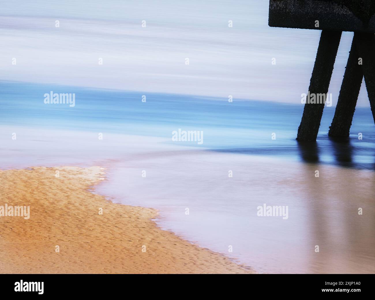 Un concetto astratto di marea pastello liscia Foto Stock