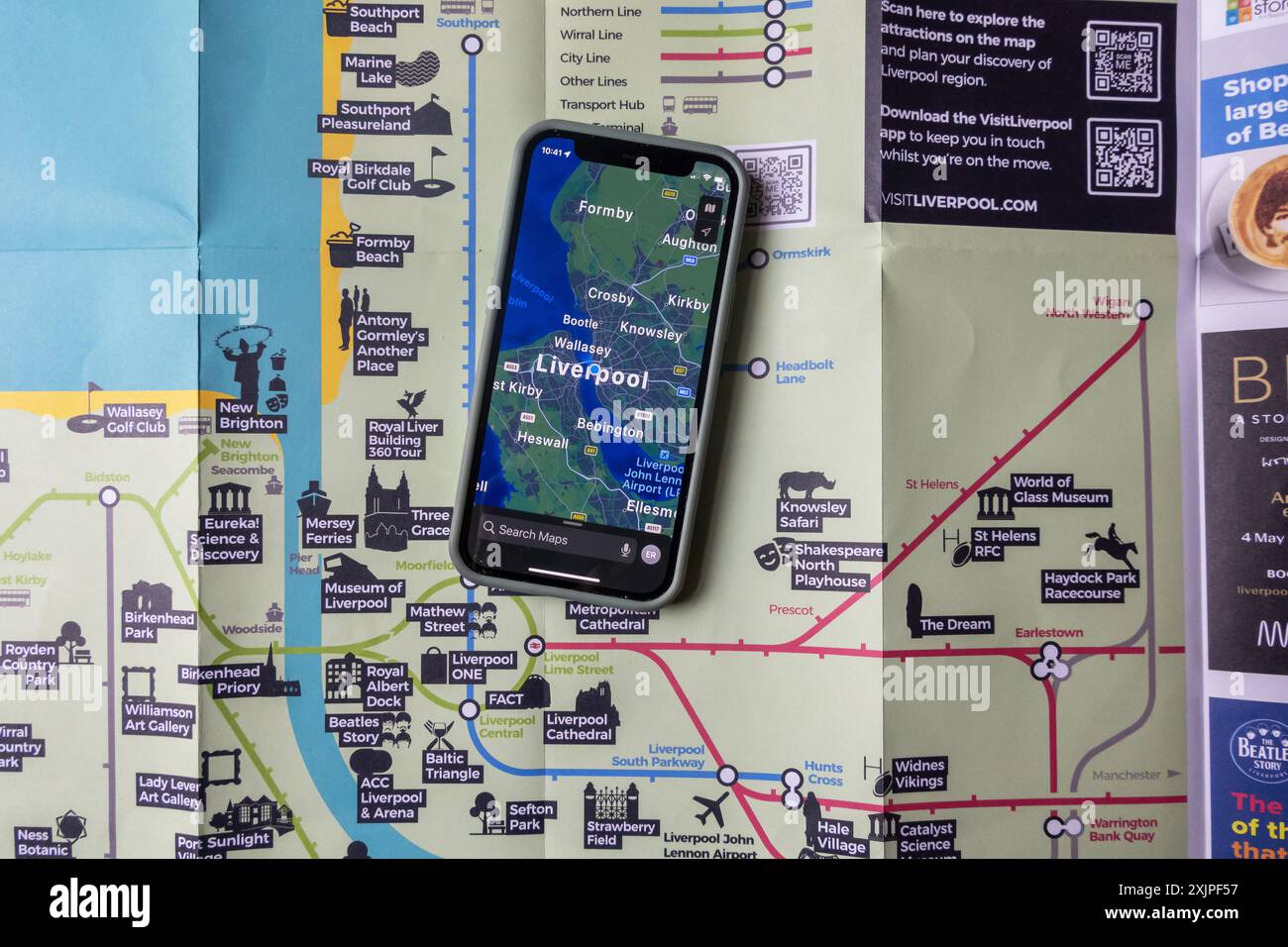 Mappa turistica di Liverpool e mappa iPhone Foto Stock