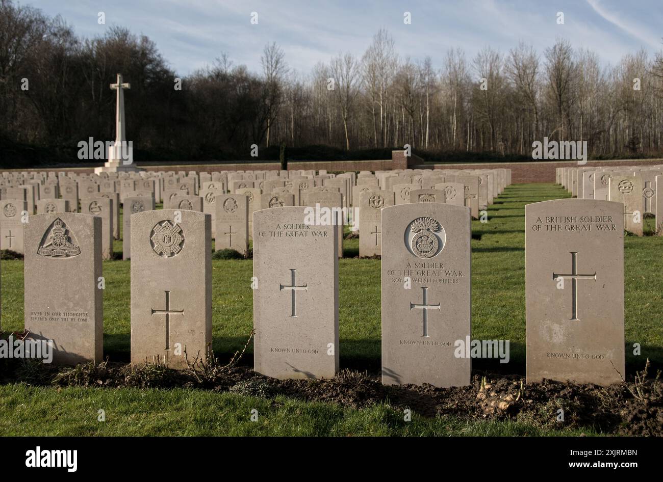 Cimitero militare e tombe nel nord della Francia (prima guerra mondiale) Foto Stock