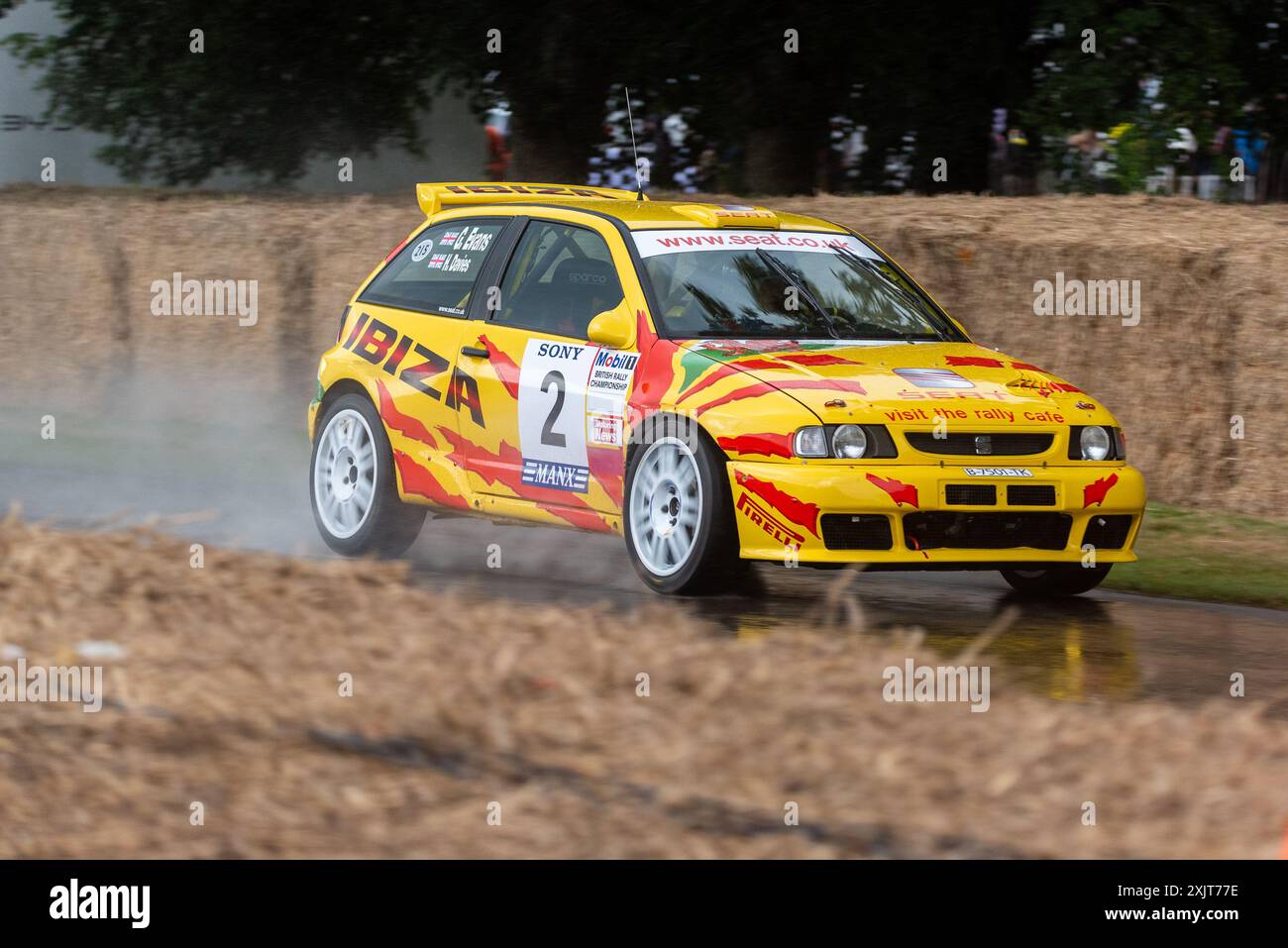 Auto da rally Ibiza Kit Car da 1997 POSTI che sale sulla pista di salita all'evento Motorsport Goodwood Festival of Speed 2024, Regno Unito Foto Stock