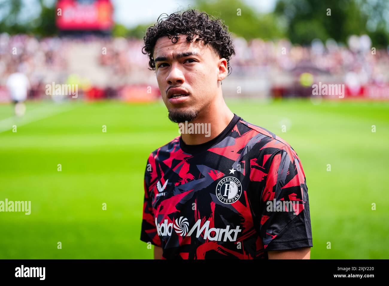 Rotterdam, Paesi Bassi. 20 luglio 2024. Rotterdam - Jayden Candelaria del Feyenoord durante la terza amichevole in preparazione della stagione Eredivisie 2024/2025 tra Feyenoord e Cercle Brugge K.S.V. il 20 luglio 2024 al Nieuw Varkenoord di Rotterdam, Paesi Bassi Credit: Box to Box Pictures/Alamy Live News Foto Stock