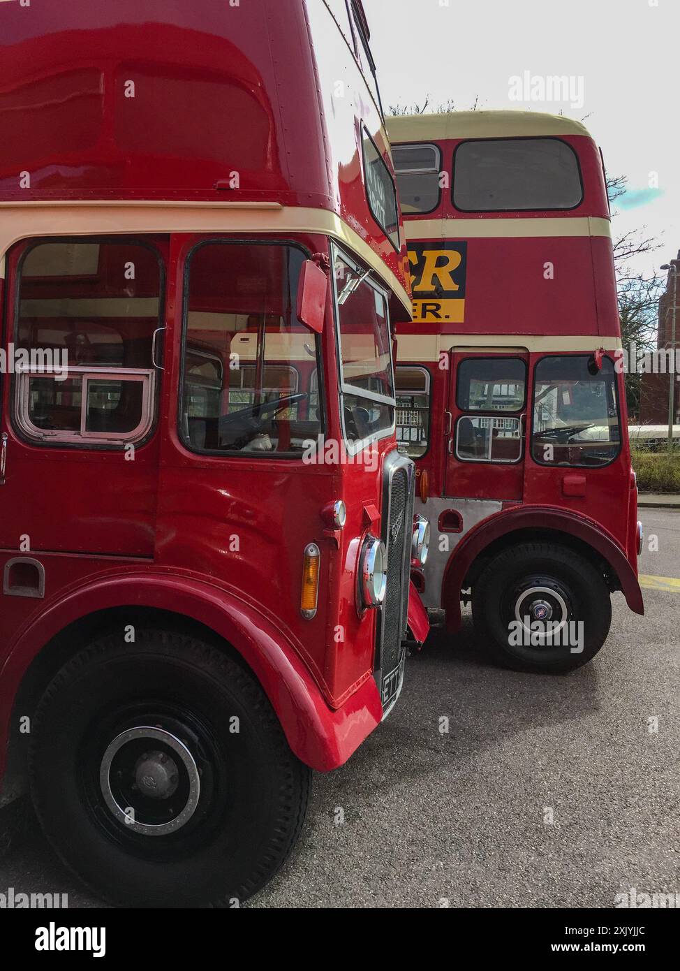 Autobus a due piani classici Devon General in mostra a Exeter nel Devon, Inghilterra Foto Stock