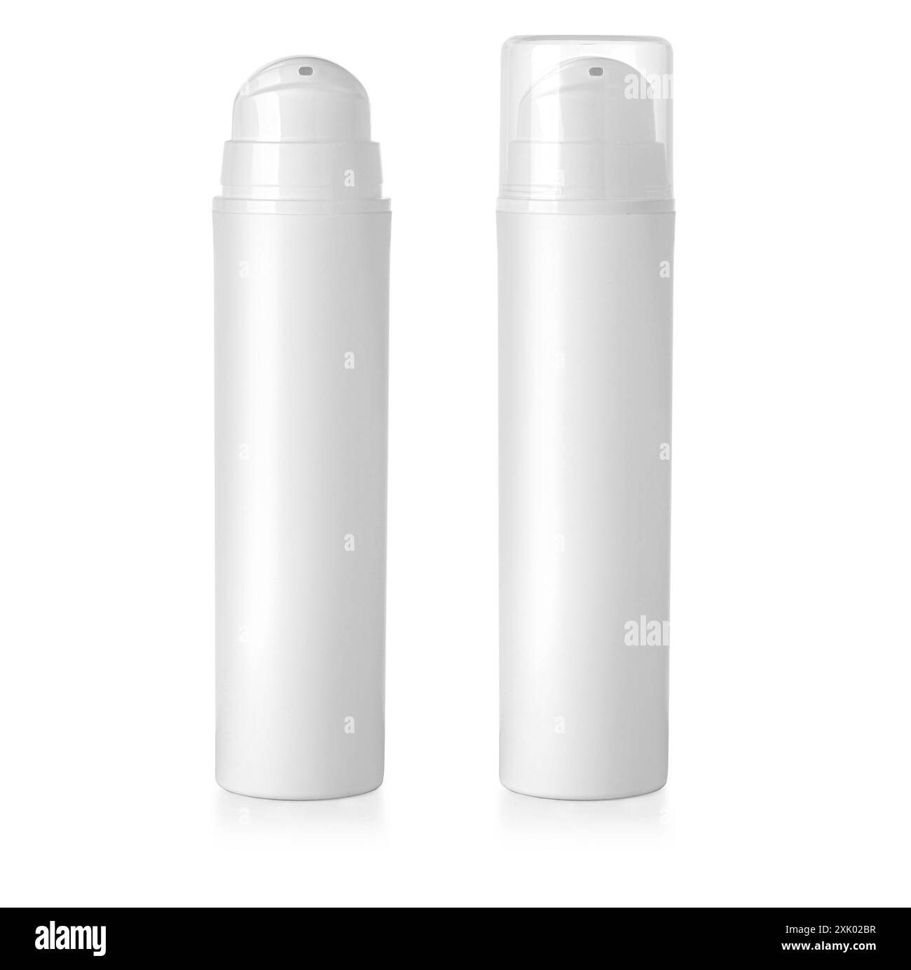 Flacone bianco con spruzzatore. Mock-up di imballaggio in plastica bianca per spray medico. Modello vuoto del contenitore per il liquido. Foto Stock
