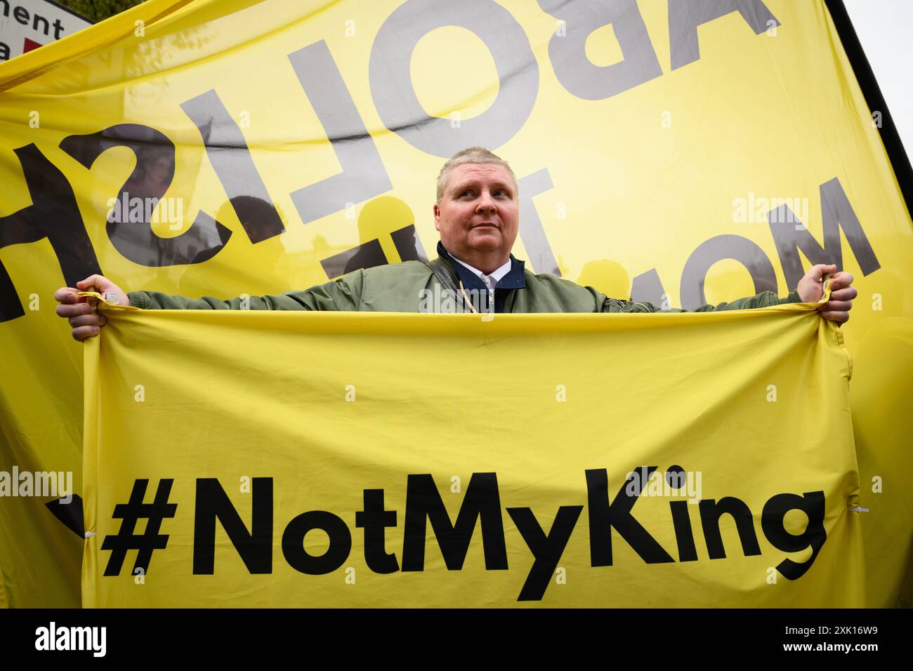 6 maggio 2023, Londra, Regno Unito: Folle di manifestanti anti anti-monarchici si recano per le strade del centro di Londra per protestare contro l'incoronazione di re Carlo III oggi. Foto Stock