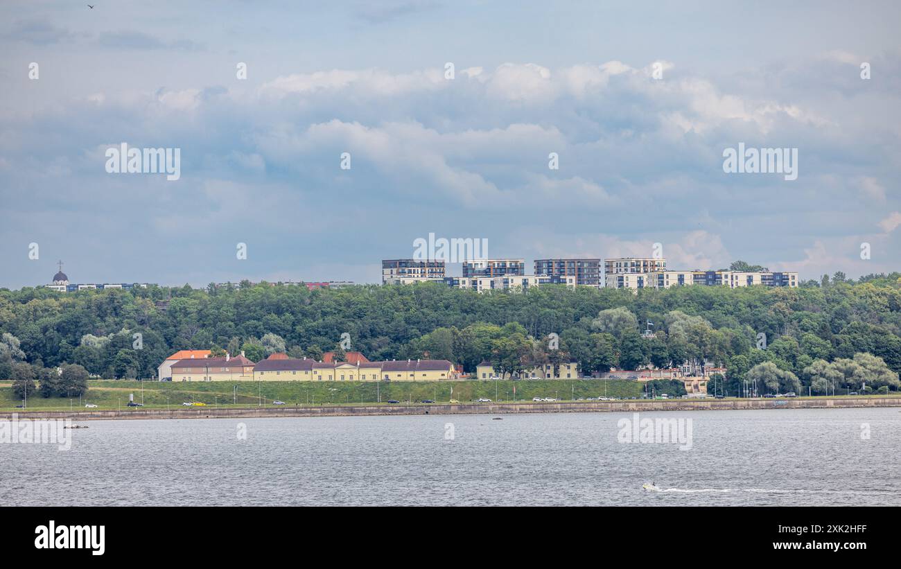 Skyline di Tallinn visto dal Mar Baltico Foto Stock