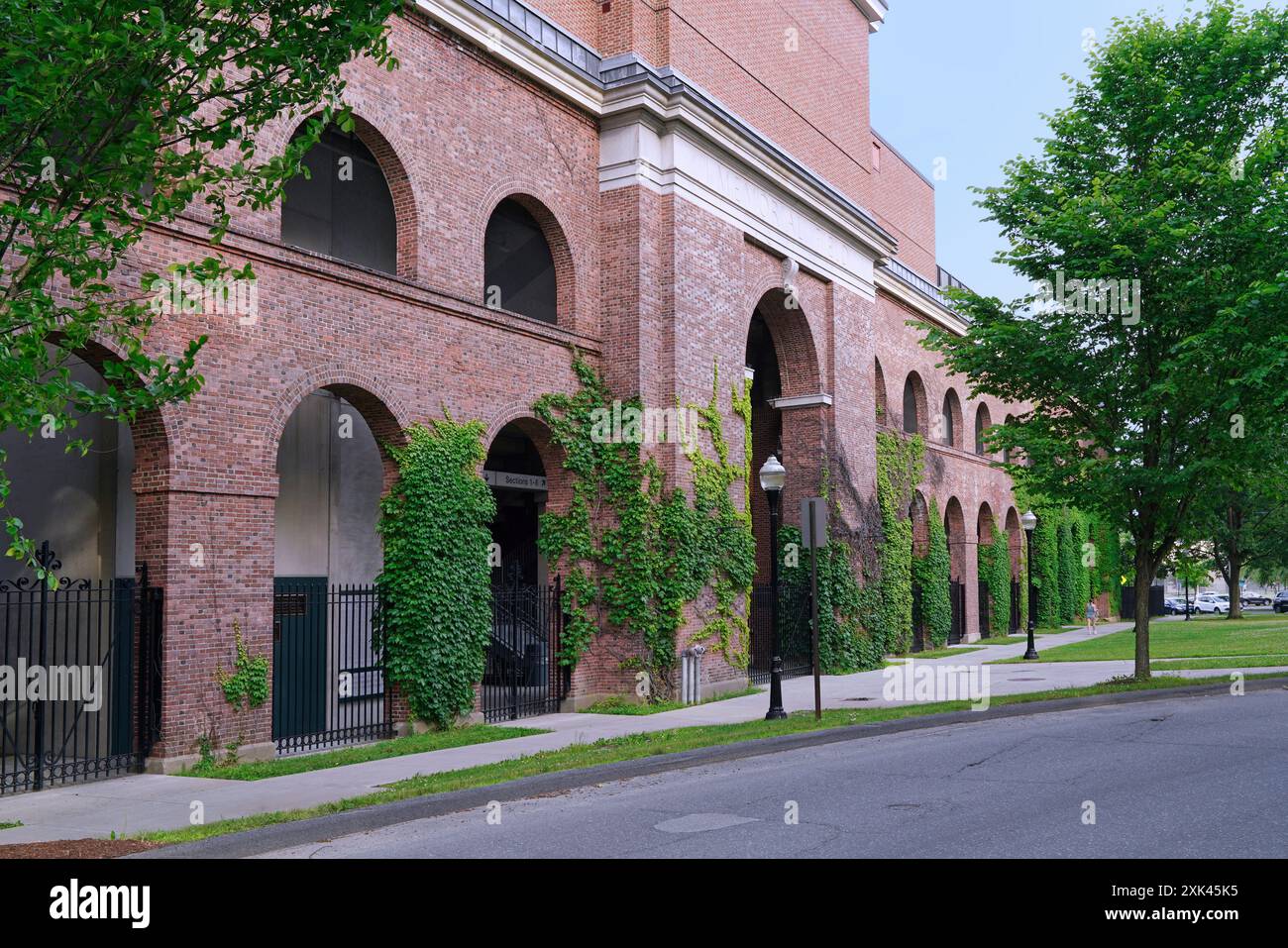 Ivy ha coperto lo stadio di calcio dell'Ivy League, Dartmouth College Foto Stock