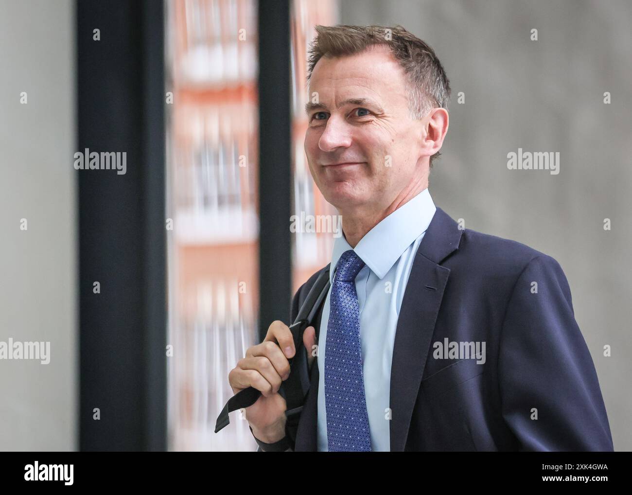 Londra, 21 luglio 2024. Jeremy Hunt, ex Cancelliere e ora Shadown Cancelliere dello Scacchiere, è visto fuori dalla BBC nel centro di Londra per gli spettacoli della domenica mattina e per i media round. Crediti: Imageplotter/Alamy Live News Foto Stock