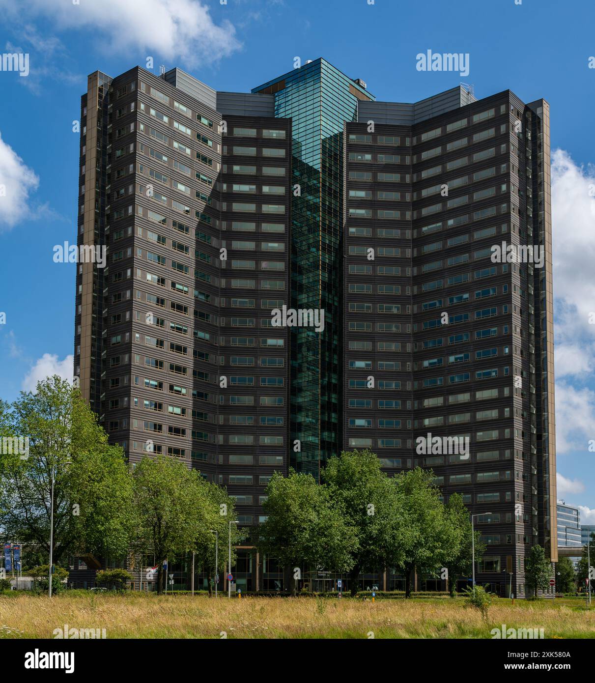 Amsterdam, Paesi Bassi, 22.06.2024, la Millennium Tower, situata nel quartiere di Teleport, Amsterdam Westpoort Foto Stock