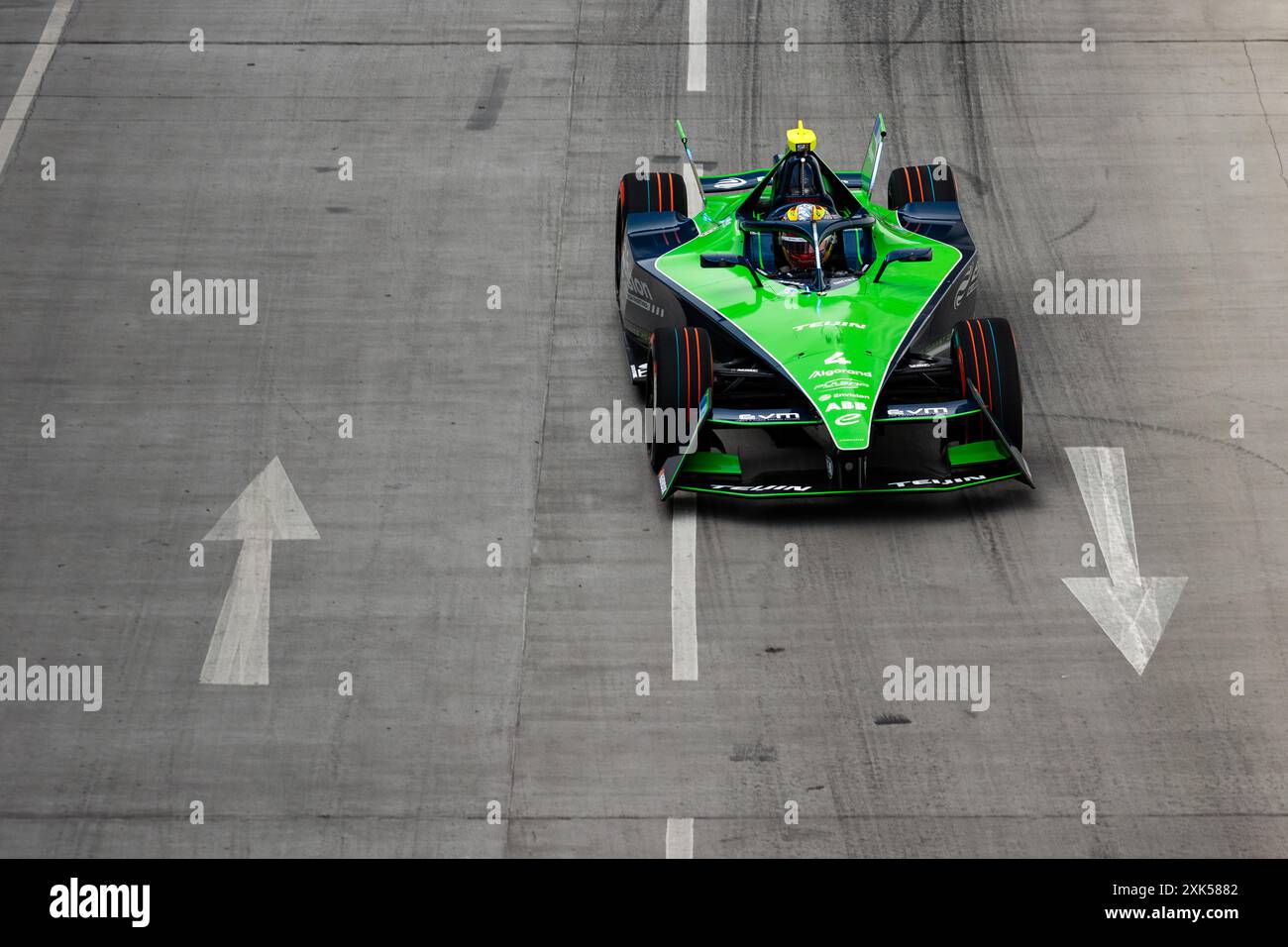 04 FRIJNS Robin (nld), Envision Racing, Jaguar i-Type 6, azione durante l'ePrix di Hankook Londra 2024, decimo incontro del Campionato Mondiale ABB FIA Formula e 2023-24, sull'Excel London dal 18 al 21 giugno 2024 a Londra, Regno Unito Foto Stock