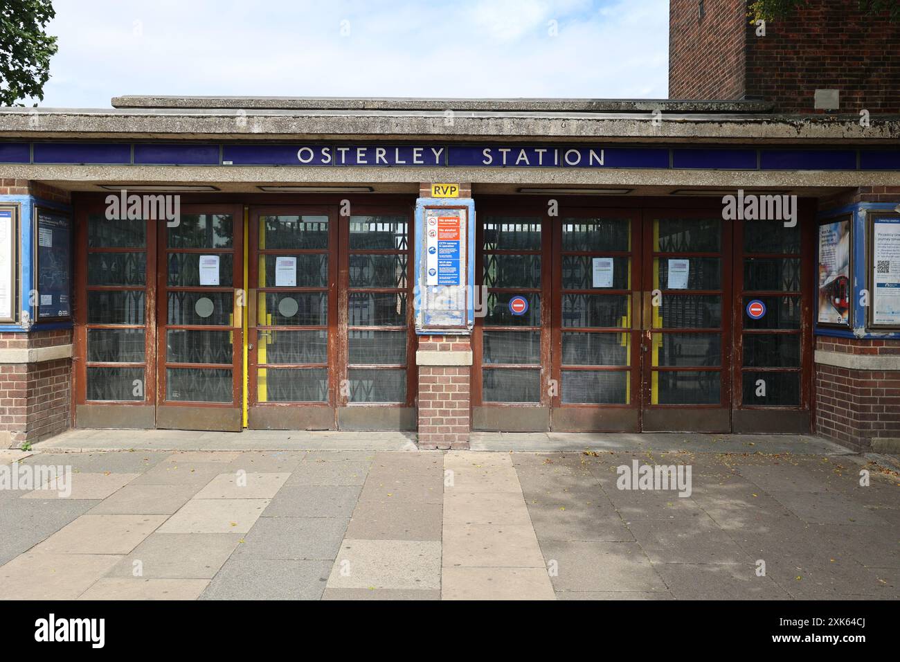 Stazione della metropolitana di Osterley London Foto Stock